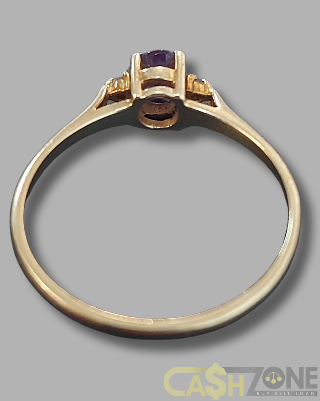 Ladies 9ct Yellow Gold Purple Stone Ring
