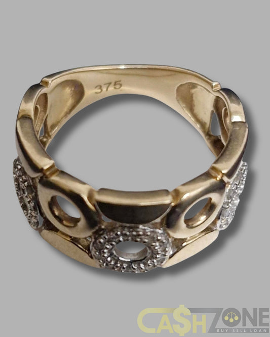 Ladies 9ct Yellow Gold Clear Stones Circle Pattern Ring