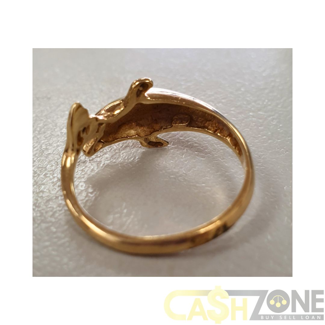 Ladies 9ct Yellow Gold Dolphin Ring W/Clear Stone