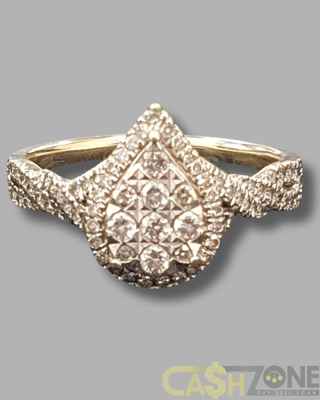 Ladies 9ct Yellow Gold Clear Stone Tear Drop Ring