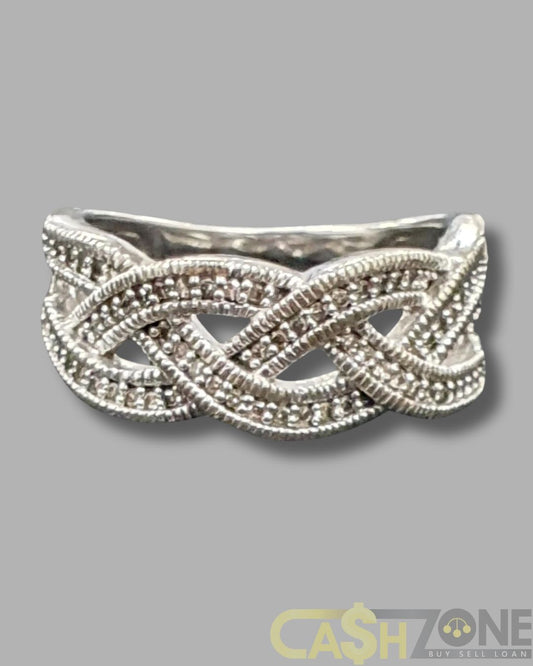 Ladies 10ct White Gold Clear Stone Woven Pattern Ring