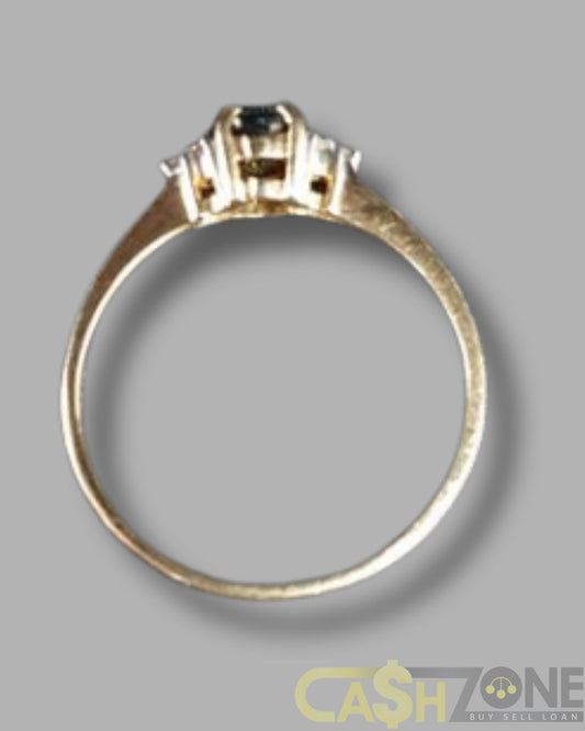 Ladies 9ct Yellow Gold Black Stone Ring