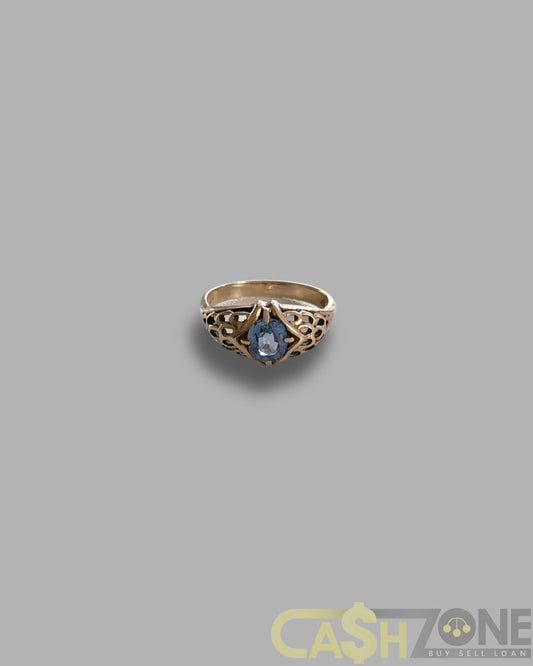 Ladies 18ct Yellow Gold Ring With Blue Stone