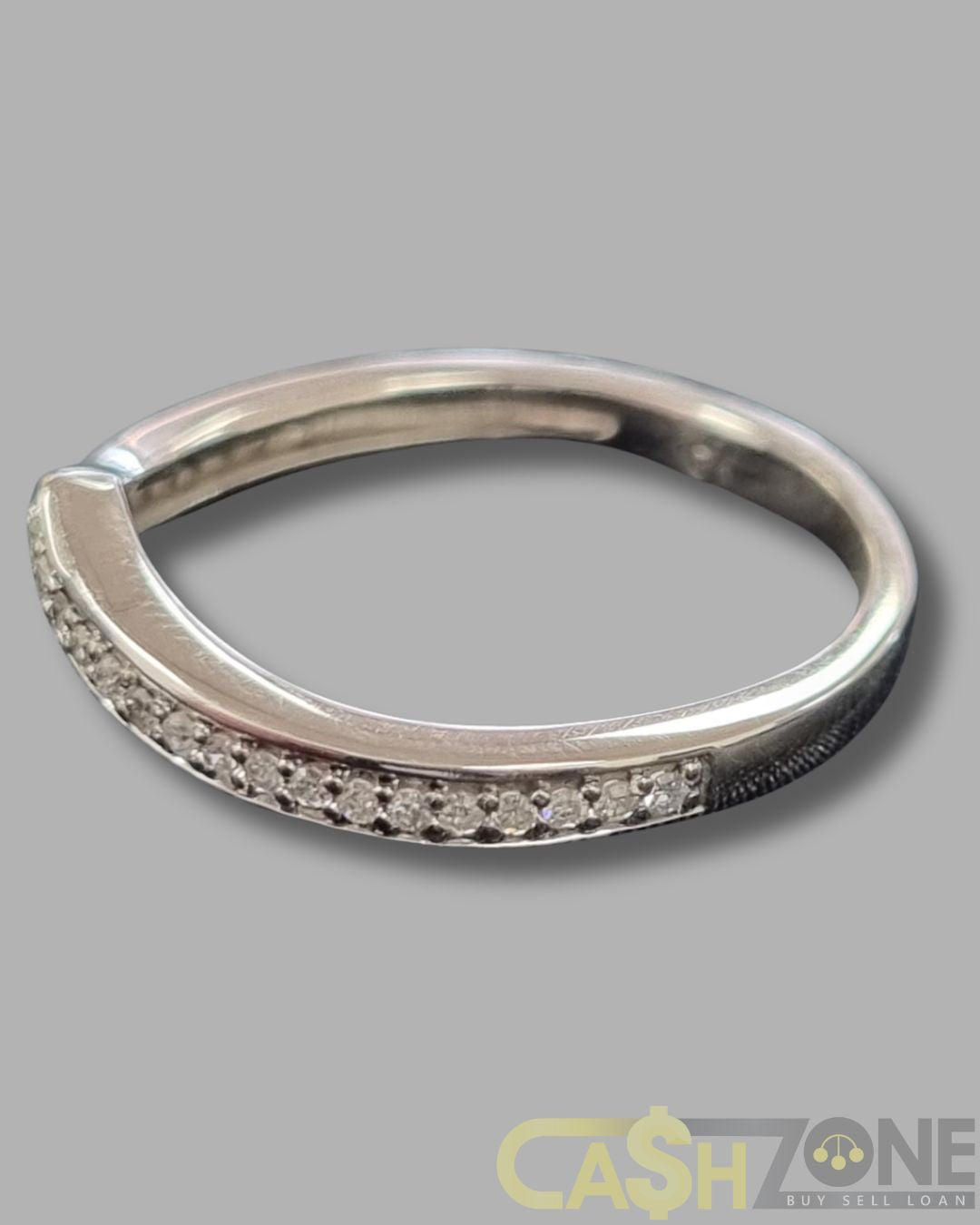 Ladies 10ct White Gold Clear Stone Ring