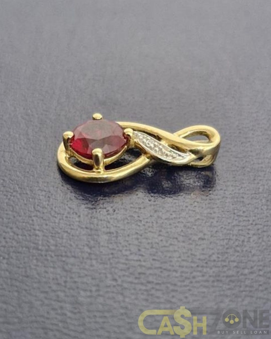 Ladies 9ct Yellow Gold Red Stone Tear Drop Pendant