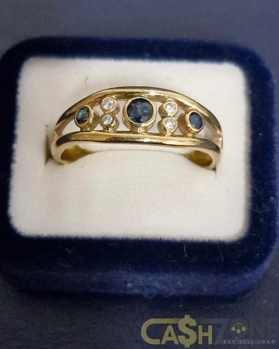 Ladies 9ct Yellow Gold Blue Stone Ring