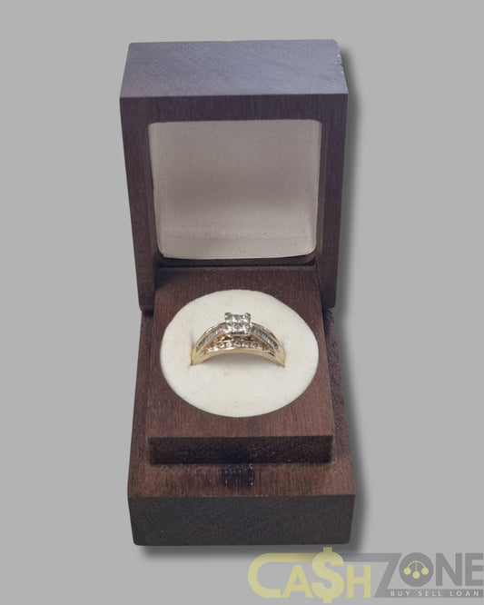 Ladies 14ct Yellow Gold Clear Stone Ring