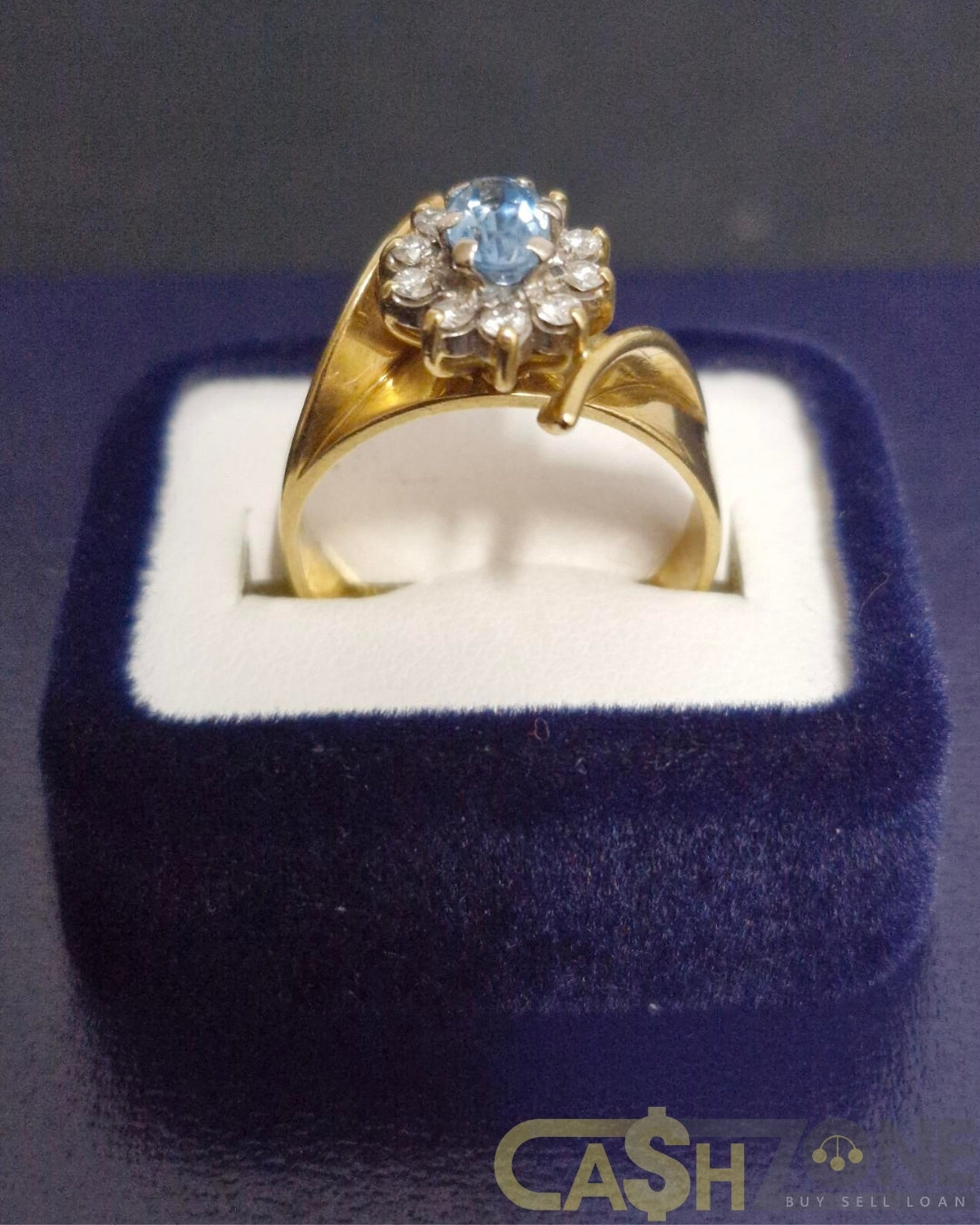 Ladies 18ct Yellow Gold Blue Stone Flower Design Ring