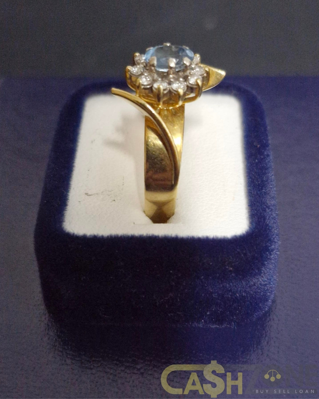 Ladies 18ct Yellow Gold Blue Stone Flower Design Ring