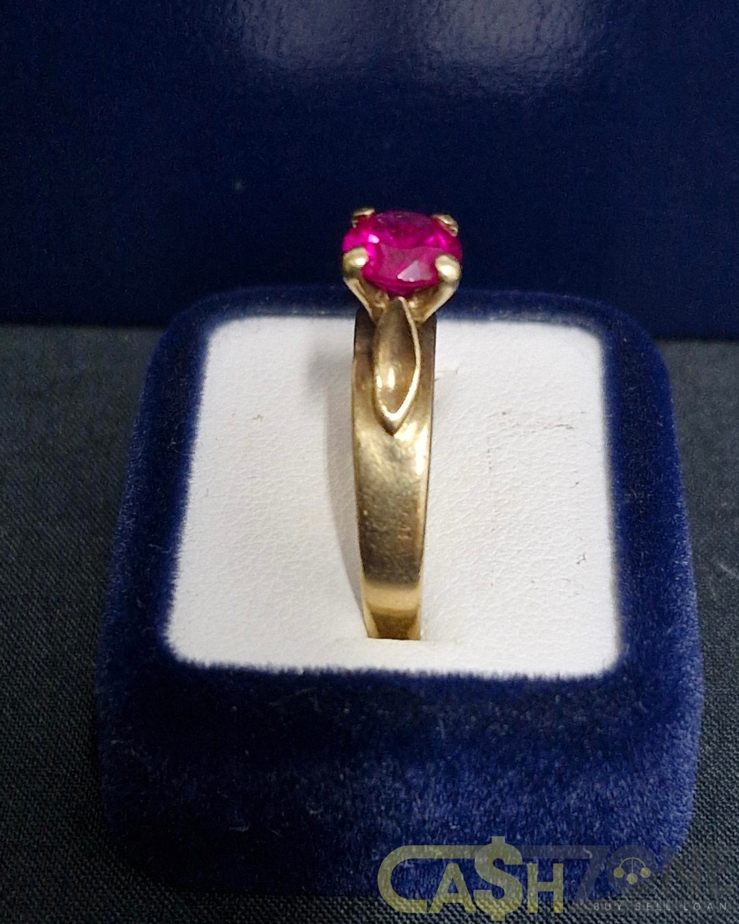 Ladies 9ct Yellow Gold Pink Stone Ring