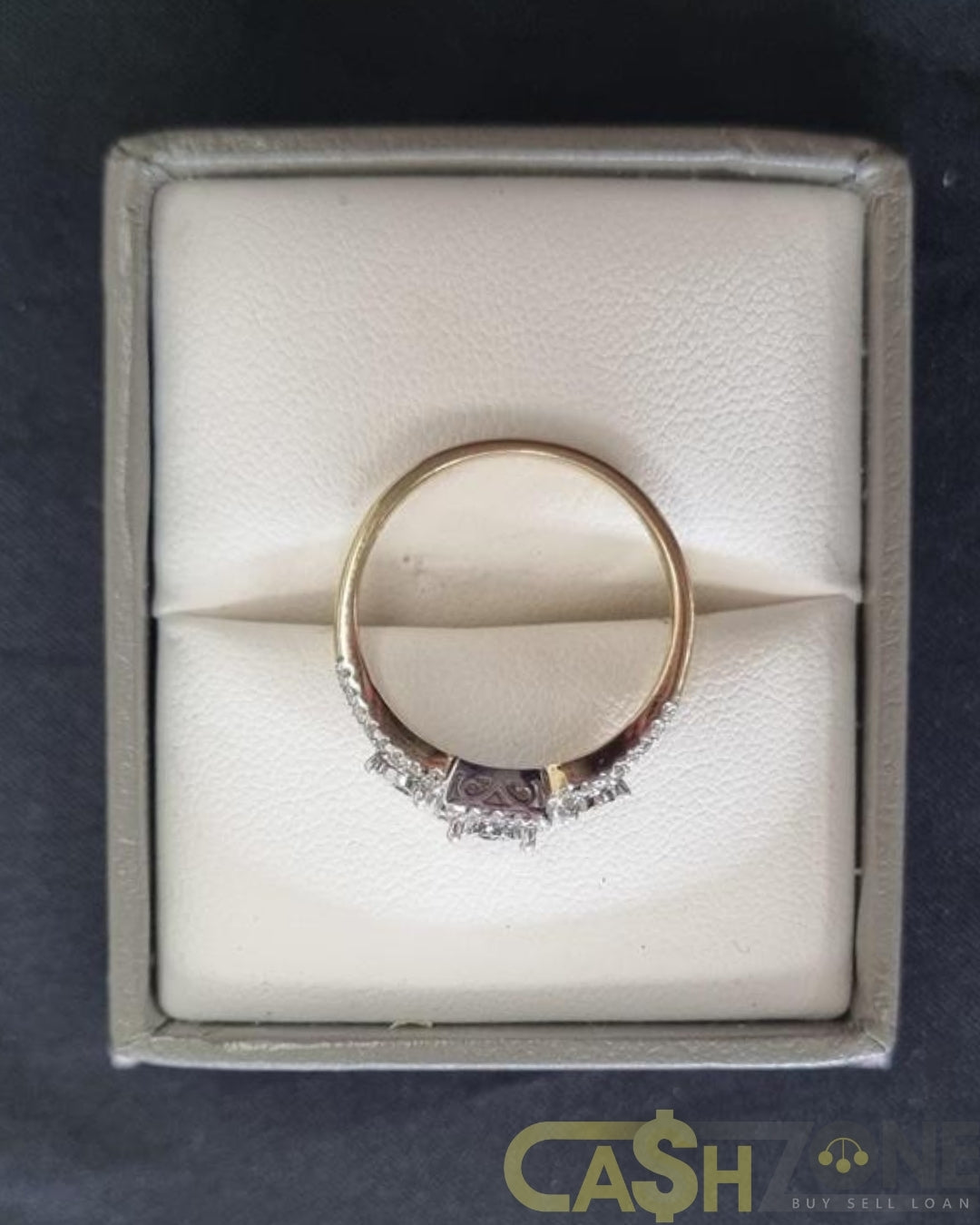 Ladies 9ct Yellow Gold Clear Stone Vintage Style Ring