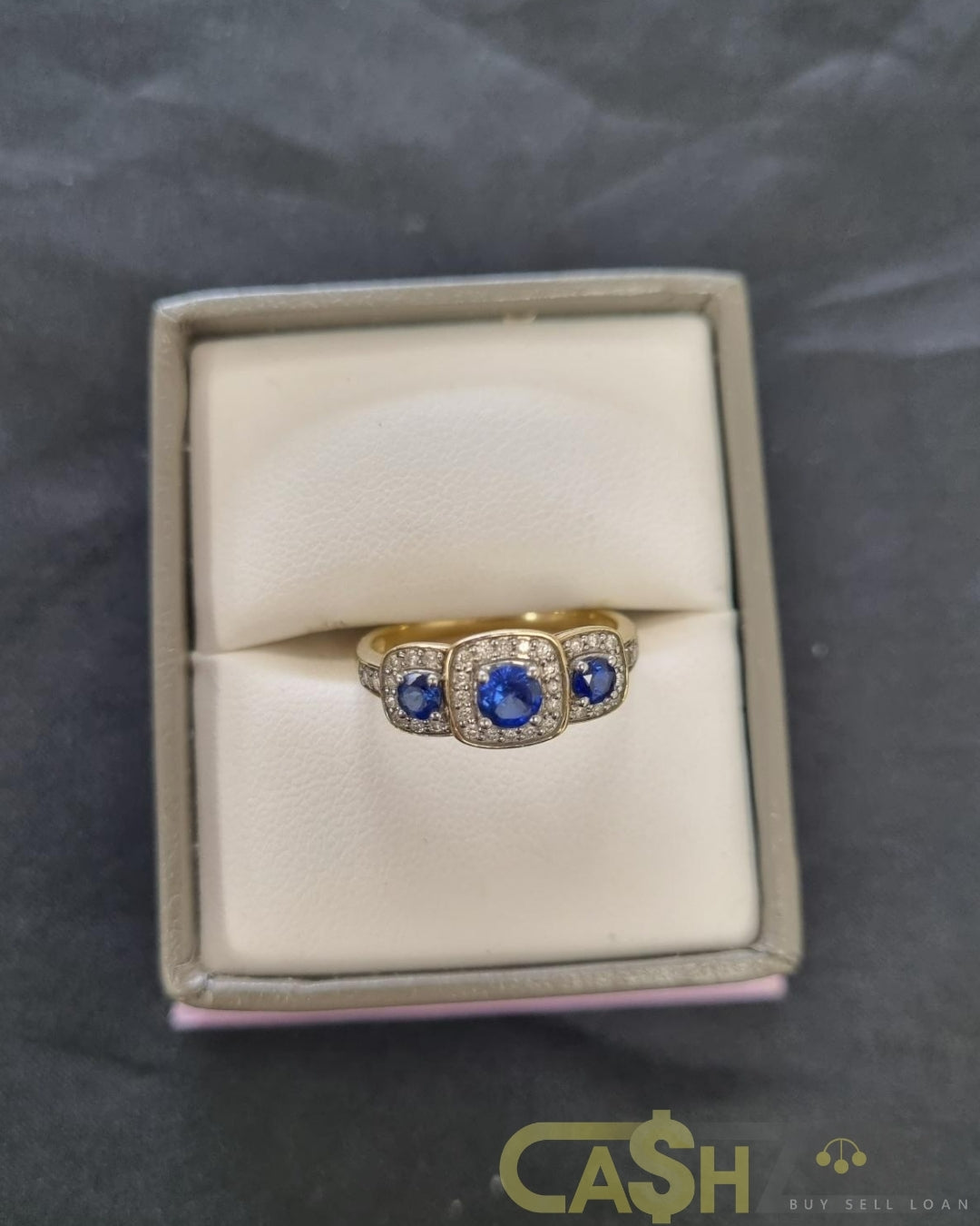 Ladies 9ct Yellow Gold Blue/Clear Stone Ring