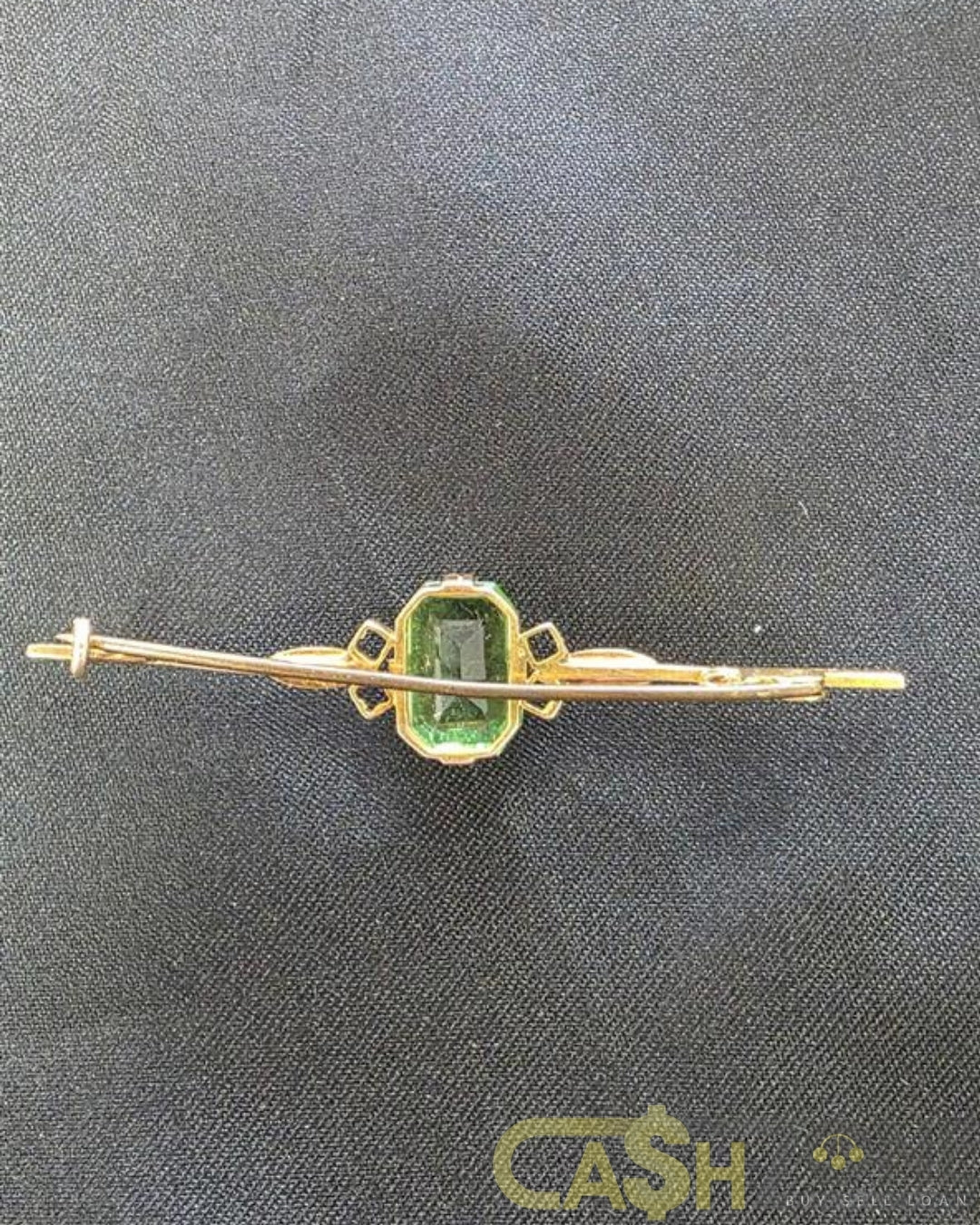 Ladies 9ct Yellow Gold Green Stone Bar Pin