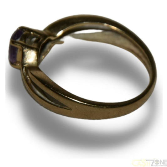 LADIES 9CT YELLOW GOLD RING w PURPLE STONE